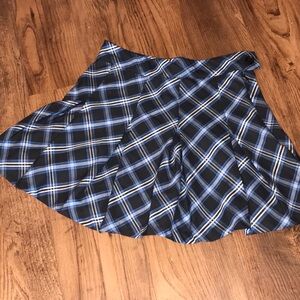 H&M School Girl skirt Blue and Black Plaid Skirt size small size 2